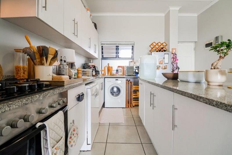 2 Bedroom Property for Sale in Island View Western Cape